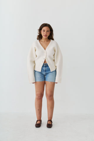 Classic Relaxed Short